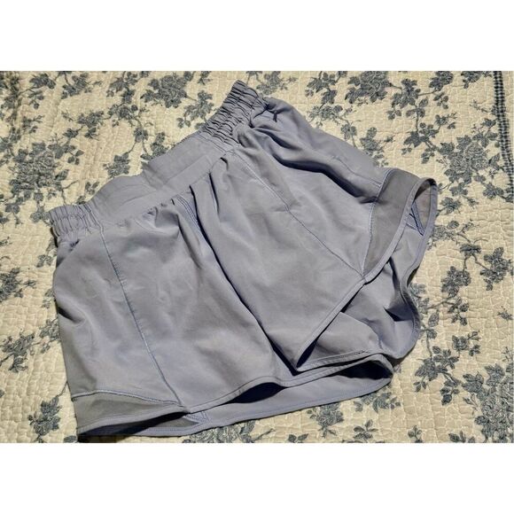 Lululemon Hotty Hot lined rhino gray shorts 4 - Picture 2 of 10